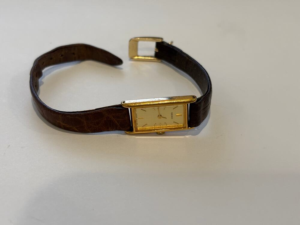 Seiko Tiny Vintage Watch Gold Tone Not Tested